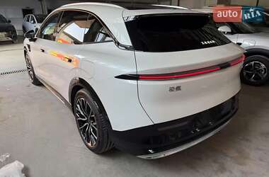 Внедорожник / Кроссовер Zeekr 7X 2025 в 