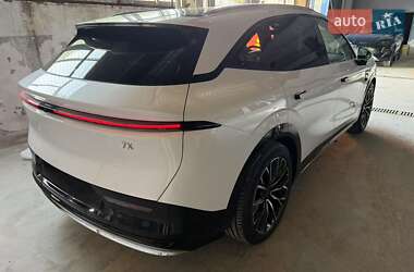 Внедорожник / Кроссовер Zeekr 7X 2025 в 