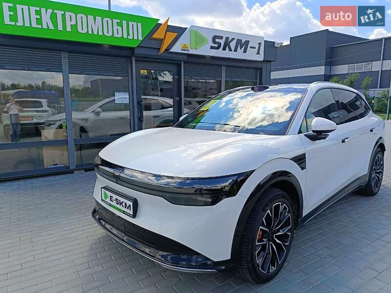 Внедорожник / Кроссовер Zeekr 7X 2025 в 