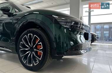 Внедорожник / Кроссовер Zeekr 7X 2025 в 