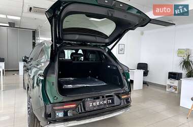 Внедорожник / Кроссовер Zeekr 7X 2025 в 