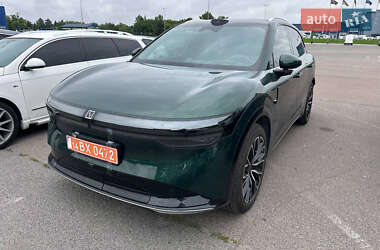Внедорожник / Кроссовер Zeekr 7X 2024 в 