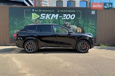 Внедорожник / Кроссовер Zeekr 7X 2025 в 