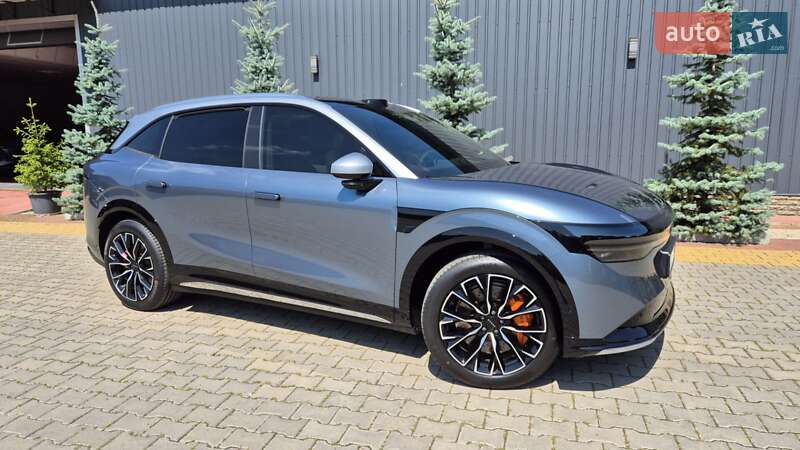 Внедорожник / Кроссовер Zeekr 7X 2025 в 