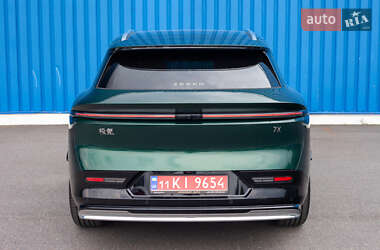 Позашляховик / Кросовер Zeekr 7X 2024 в 