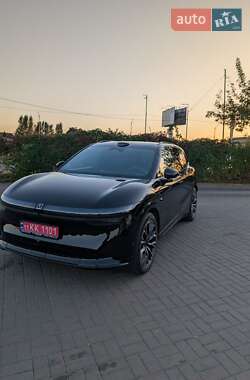 Позашляховик / Кросовер Zeekr 7X 2024 в Києві