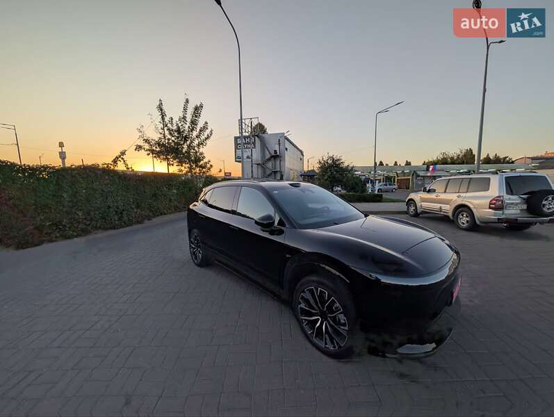 Позашляховик / Кросовер Zeekr 7X 2024 в Києві