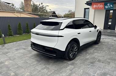 Позашляховик / Кросовер Zeekr 7X 2025 в 
