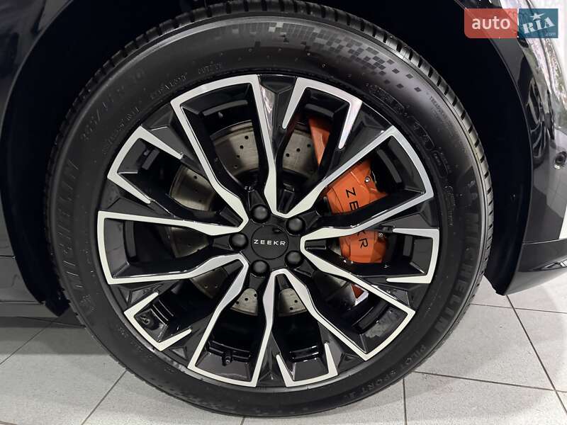 Позашляховик / Кросовер Zeekr 7X 2025 в Одесі фото 12 Позашляховик / Кросовер Zeekr 7X 2025 в Одесі