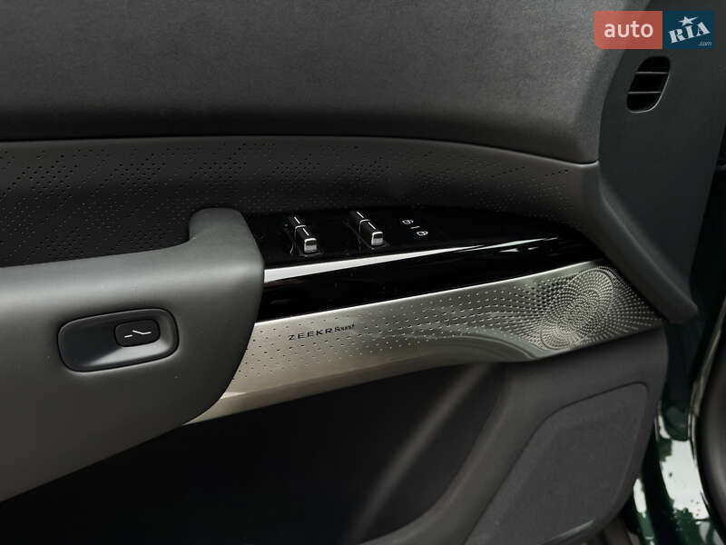 Внедорожник / Кроссовер Zeekr 7X 2025 в Киеве