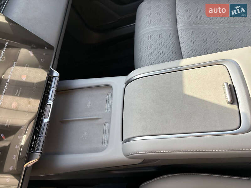 Внедорожник / Кроссовер Zeekr 7X 2025 в Киеве