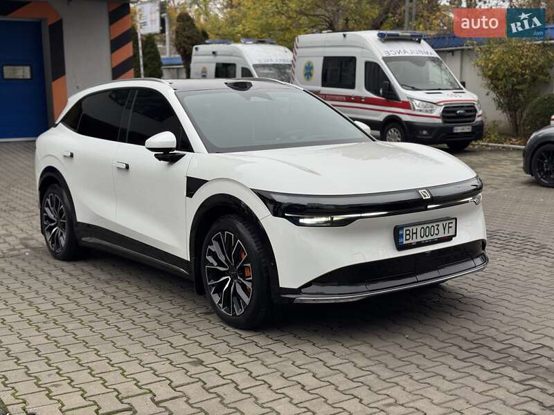 Позашляховик / Кросовер Zeekr 7X 2025 в Одесі