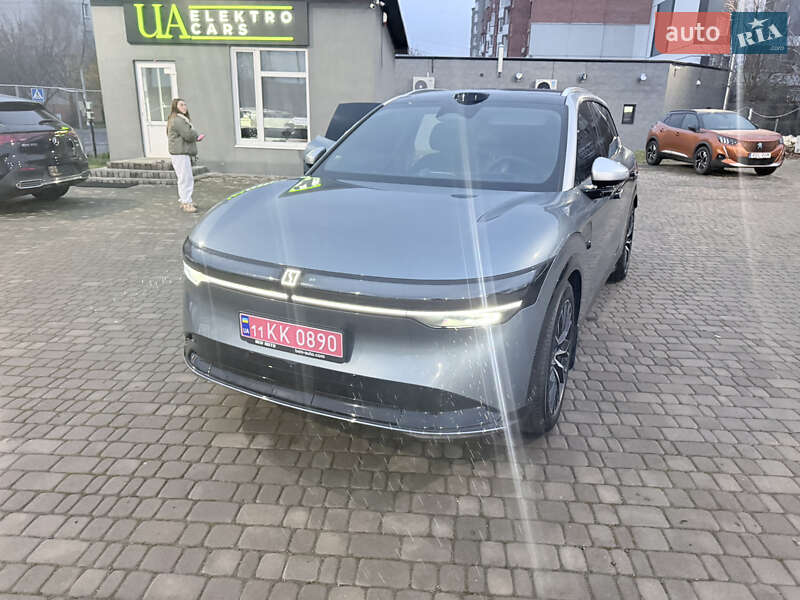 Внедорожник / Кроссовер Zeekr 7X 2024 в Луцке