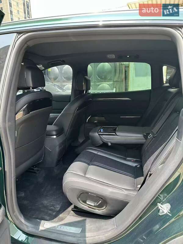 Внедорожник / Кроссовер Zeekr 7X 2025 в Киеве фото 4 Внедорожник / Кроссовер Zeekr 7X 2025 в Киеве