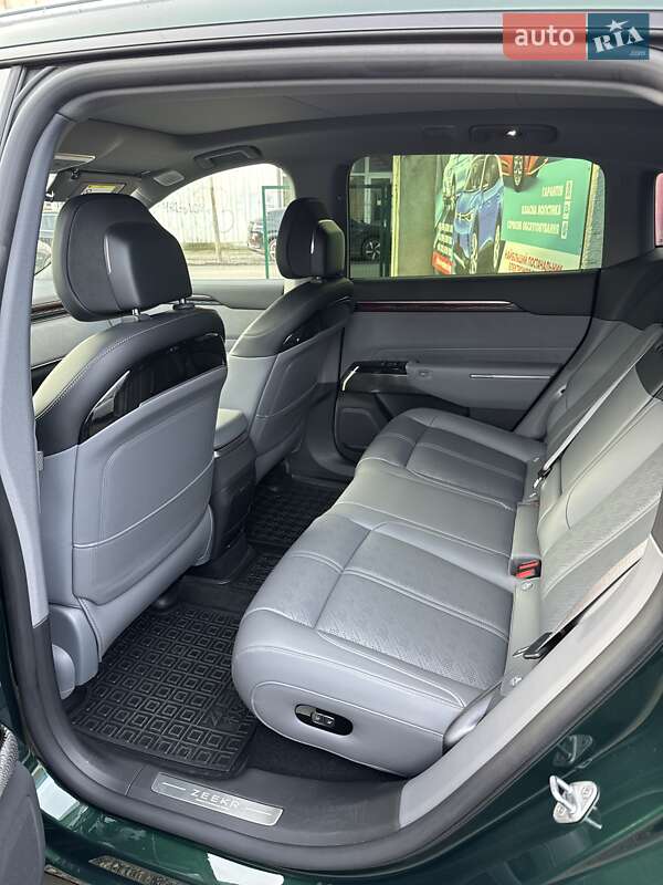 Внедорожник / Кроссовер Zeekr 7X 2024 в Ужгороде