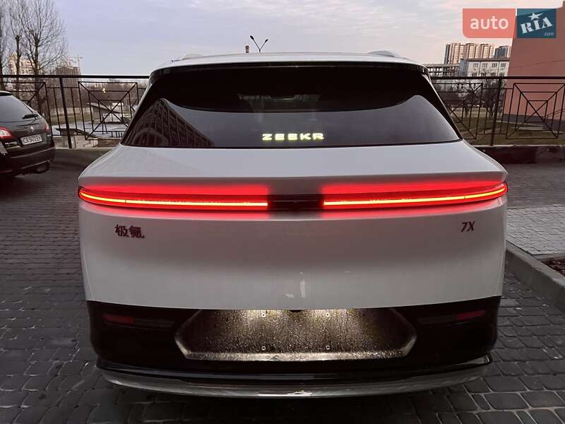 Внедорожник / Кроссовер Zeekr 7X 2025 в Киеве