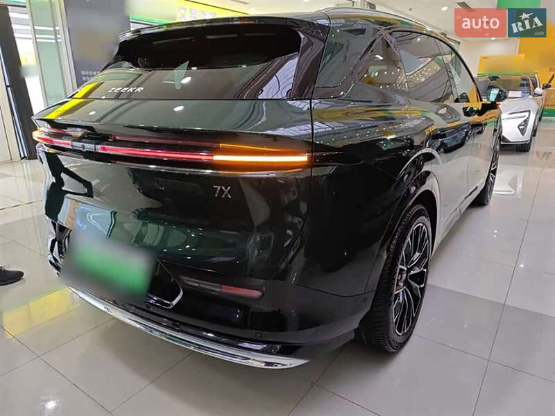 Позашляховик / Кросовер Zeekr 7X 2024 в Києві