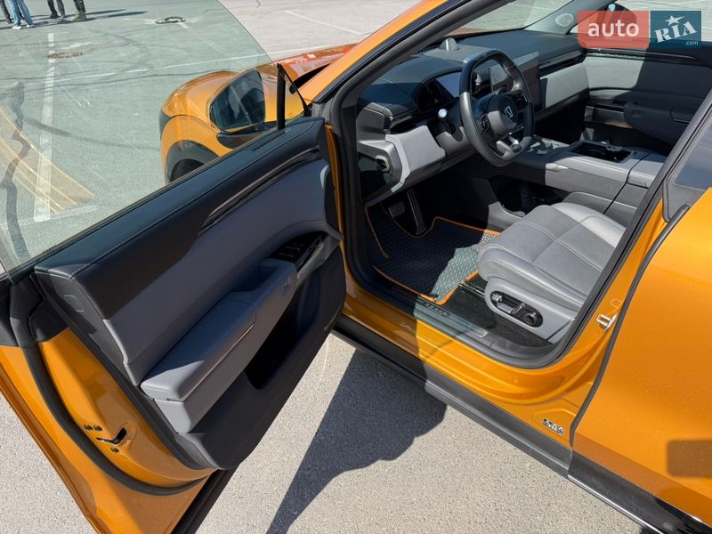 Позашляховик / Кросовер Zeekr 7X 2024 в Києві