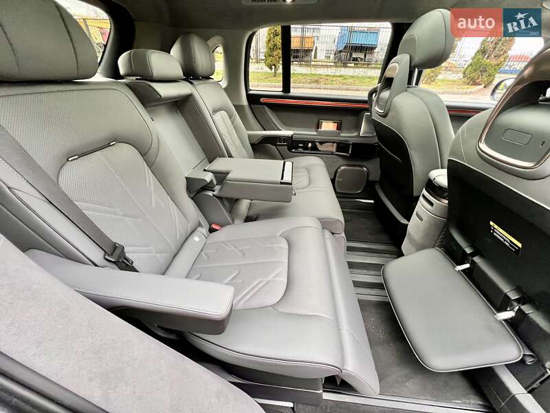 Мінівен Zeekr Mix 2024 в Києві