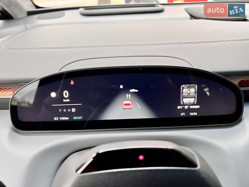 Мінівен Zeekr Mix 2024 в Києві