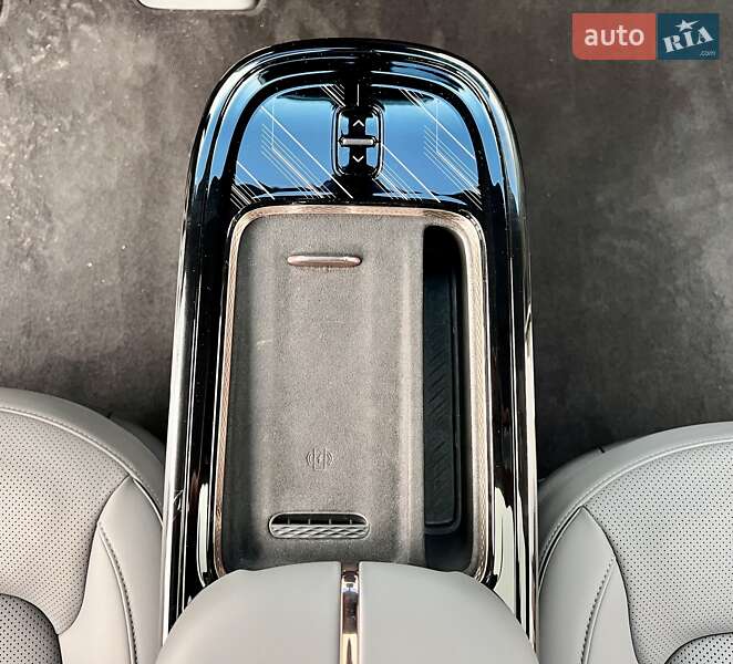 Мінівен Zeekr Mix 2024 в Києві