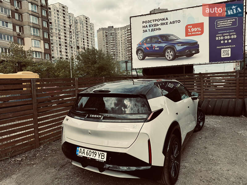 Хэтчбек Zeekr X 2023 в Киеве
