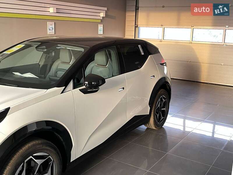 Внедорожник / Кроссовер Zeekr X 2025 в Киеве