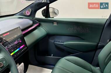 Внедорожник / Кроссовер Zeekr X 2025 в 