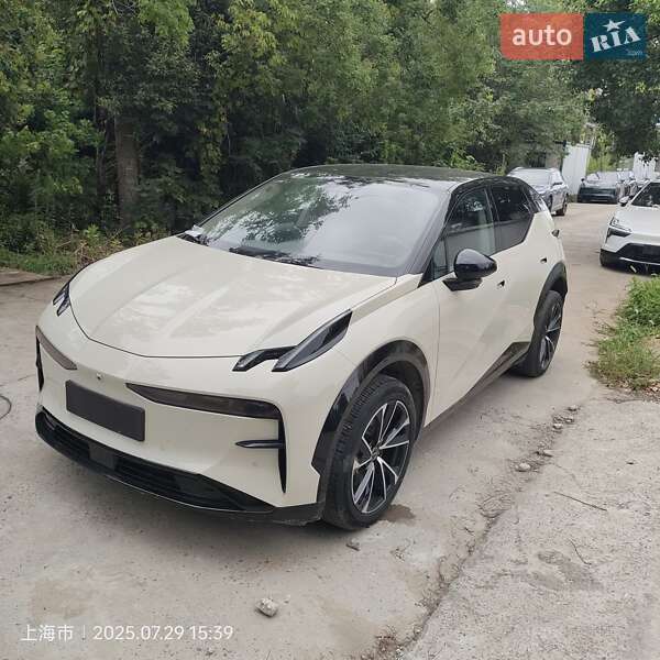 Zeekr X 2023