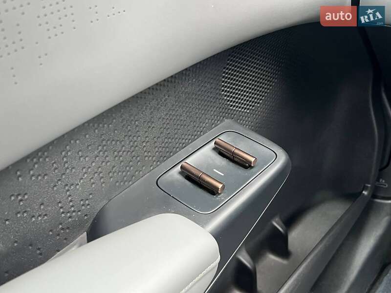 Позашляховик / Кросовер Zeekr X 2023 в Львові