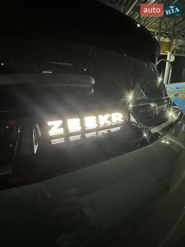 Внедорожник / Кроссовер Zeekr X 2023 в Киеве
