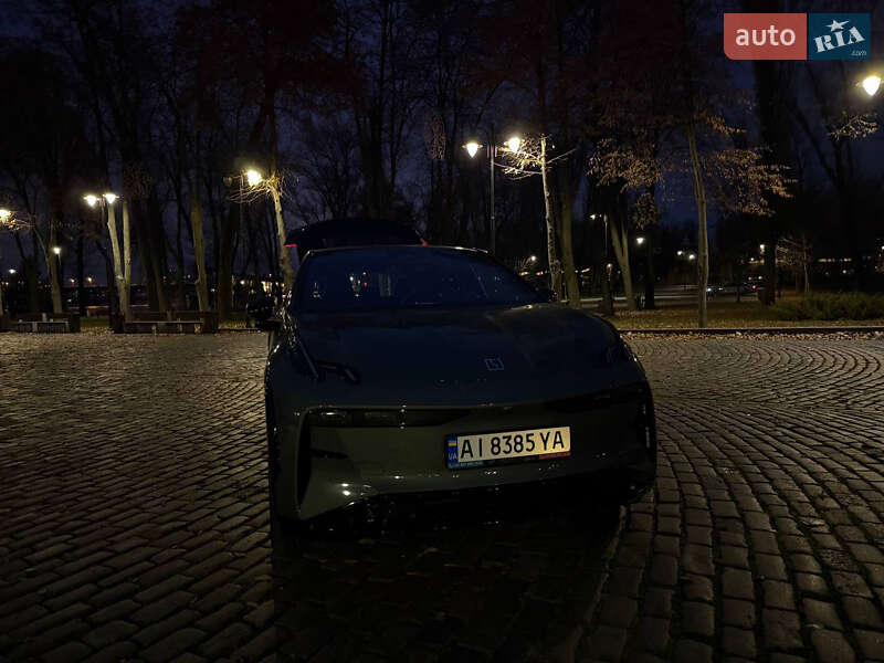 Внедорожник / Кроссовер Zeekr X 2023 в Киеве