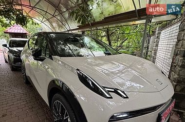 Позашляховик / Кросовер Zeekr X 2024 в Києві