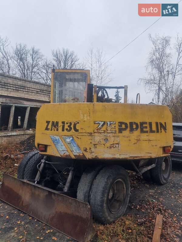 Экскаватор погрузчик Zeppelin ZM13 1994 в Ладыжине