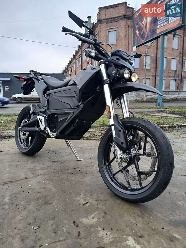 Мотоцикл Супермото (Motard) Zero FXS 2021 в Кременчуге