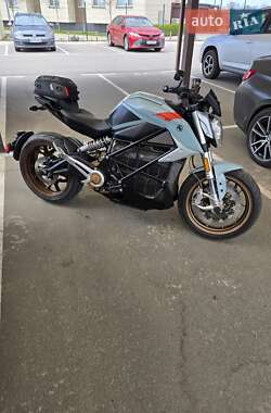 Мотоцикл Без обтекателей (Naked bike) Zero SR/F 2020 в Киеве фото 5 Мотоцикл Без обтекателей (Naked bike) Zero SR/F 2020 в Киеве