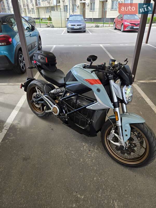 Мотоцикл Без обтекателей (Naked bike) Zero SR/F 2020 в Киеве фото 2 Мотоцикл Без обтекателей (Naked bike) Zero SR/F 2020 в Киеве