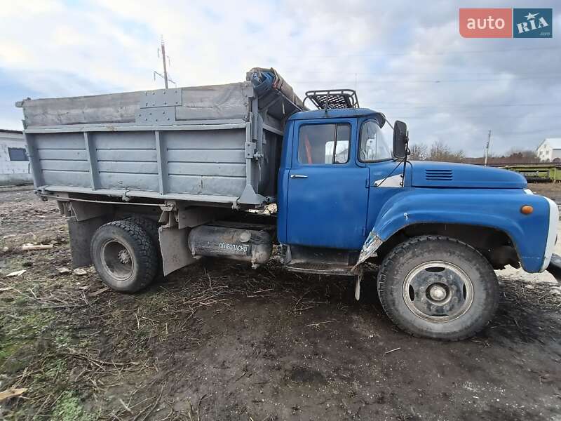 Самоскид ЗИЛ 130 1988 в Тернополі