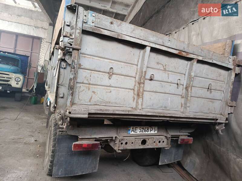 Самосвал ЗИЛ 130 1988 в Павлограде