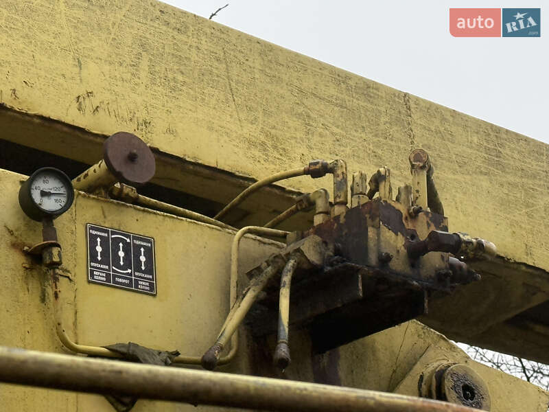 Автовышка ЗИЛ 130 1986 в Мукачево