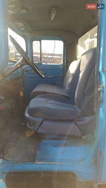 Борт ЗИЛ 130 1992 в Рівному