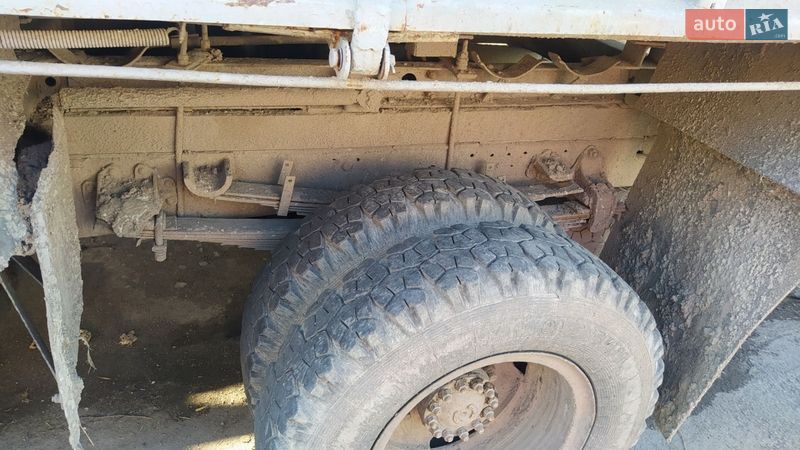 Борт ЗИЛ 130 1992 в Рівному