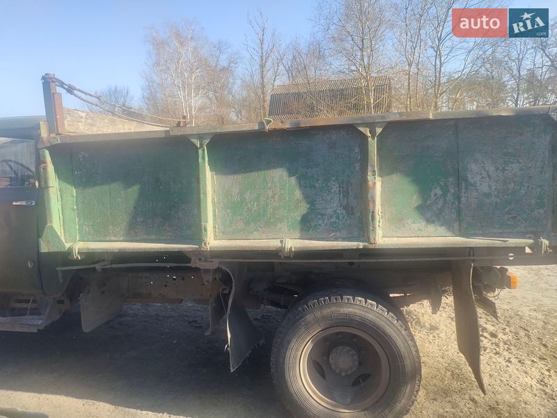 Самосвал ЗИЛ 130 1990 в Ромнах