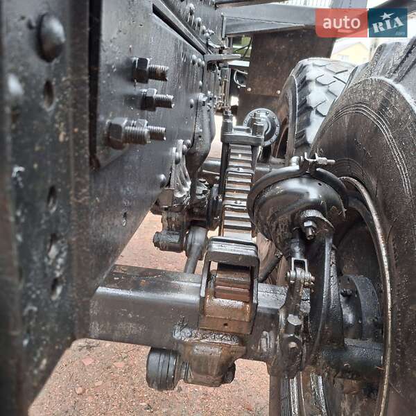 Лесовоз / Сортиментовоз ЗИЛ 131 1983 в Коростене