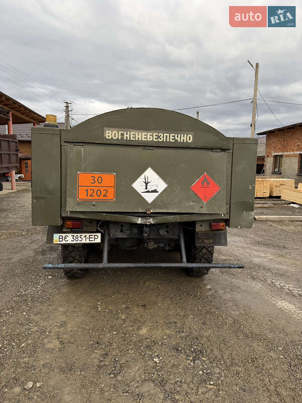 Бензовоз ЗИЛ 131 1977 в Верховині фото 4 Бензовоз ЗИЛ 131 1977 в Верховині