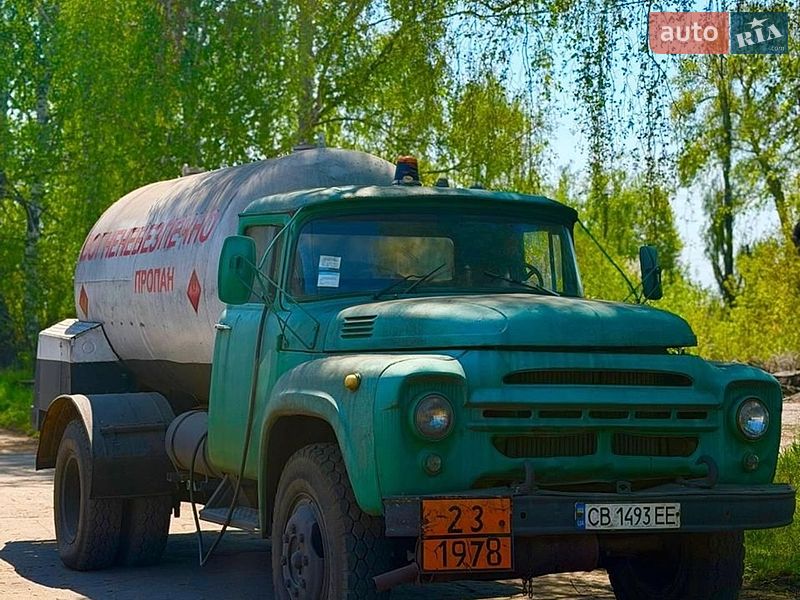 Бензовоз ЗИЛ 431412 1989 в Полтаве