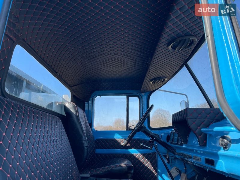 Самосвал ЗИЛ 4316 1987 в Чорткове