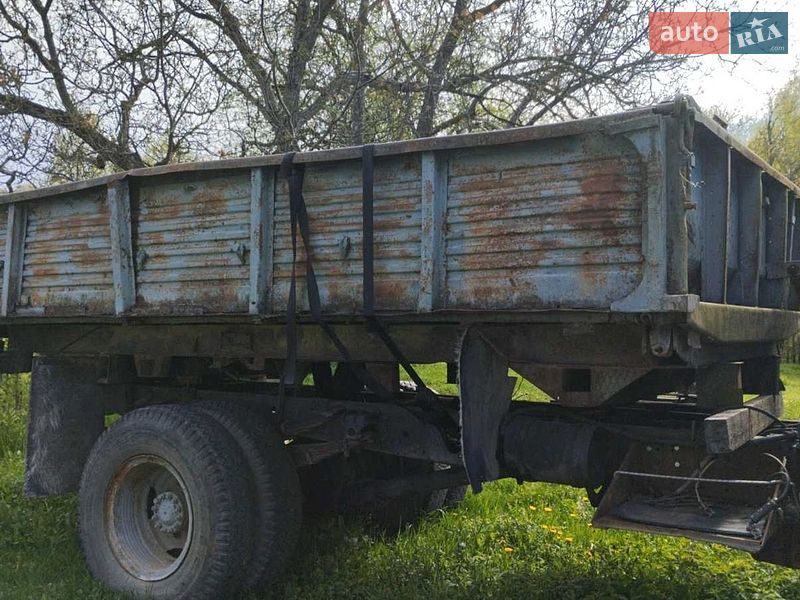 Самосвал ЗИЛ 433102 1988 в Косове