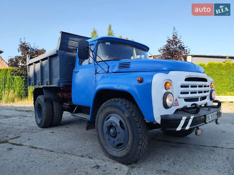 Самосвал ЗИЛ 4502 1982 в Львове