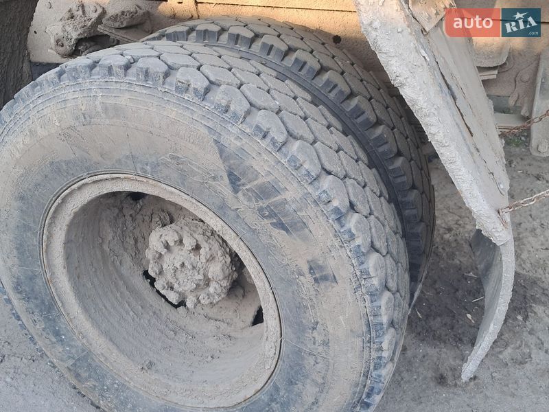 Самосвал ЗИЛ 4502 1988 в Киеве